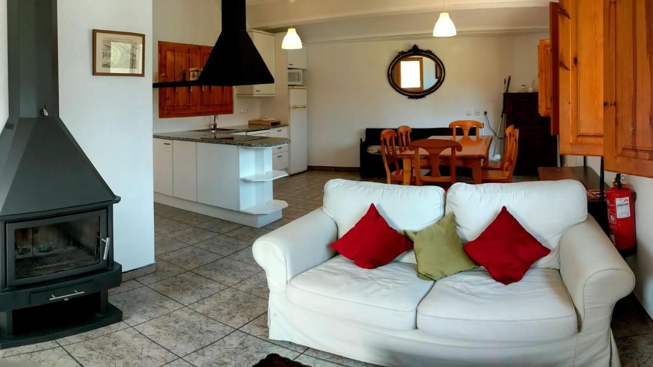 Mas El Carrer Appartement Santa Pau Buitenkant foto