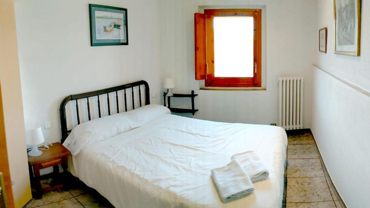 Mas El Carrer Appartement Santa Pau Buitenkant foto